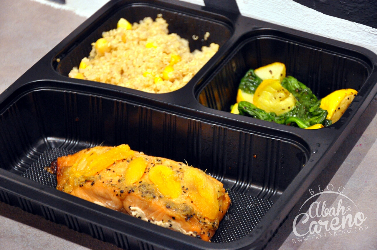 Healthy 08 - Quinoa with Chickpeas & Corn, Apricot Ginger Salmon, Yellow ZUcchini & Baby Spinach (RM19.90)